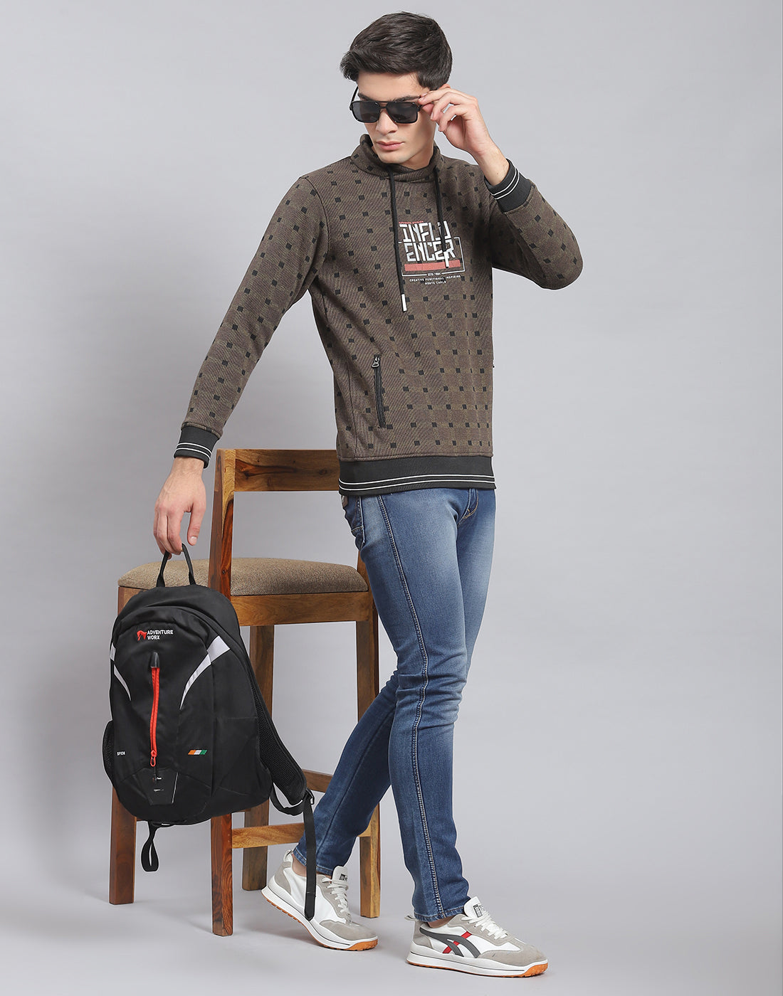 Men Brown Check F Neck Full Sleeve Sweatshirt