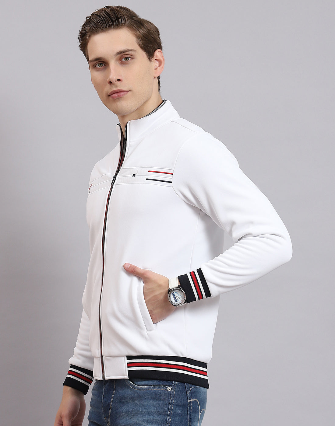 Men White Solid Collar Full Sleeve Sweatshirt