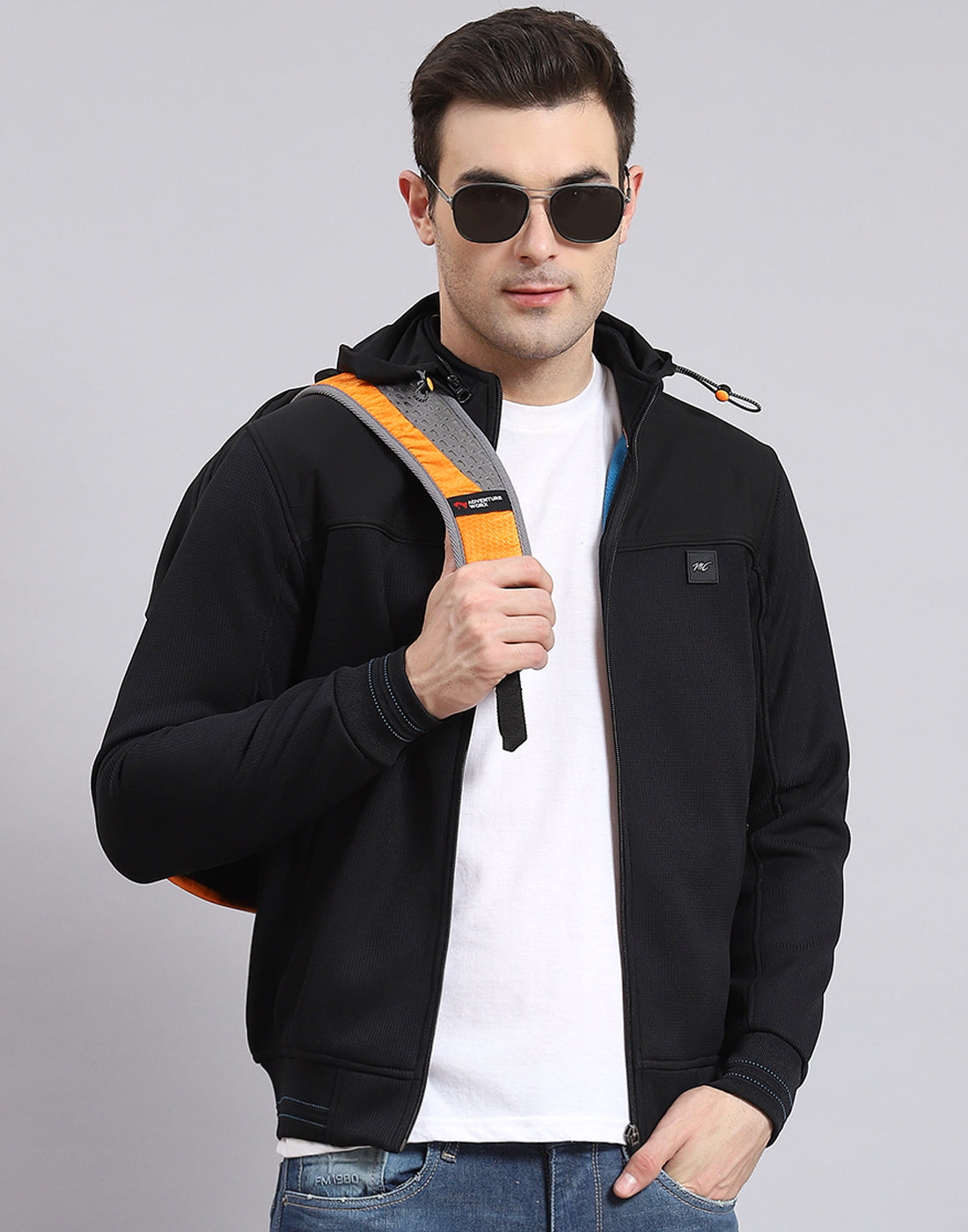 Men Black Solid Hooded Full Sleeve Sweatshirt