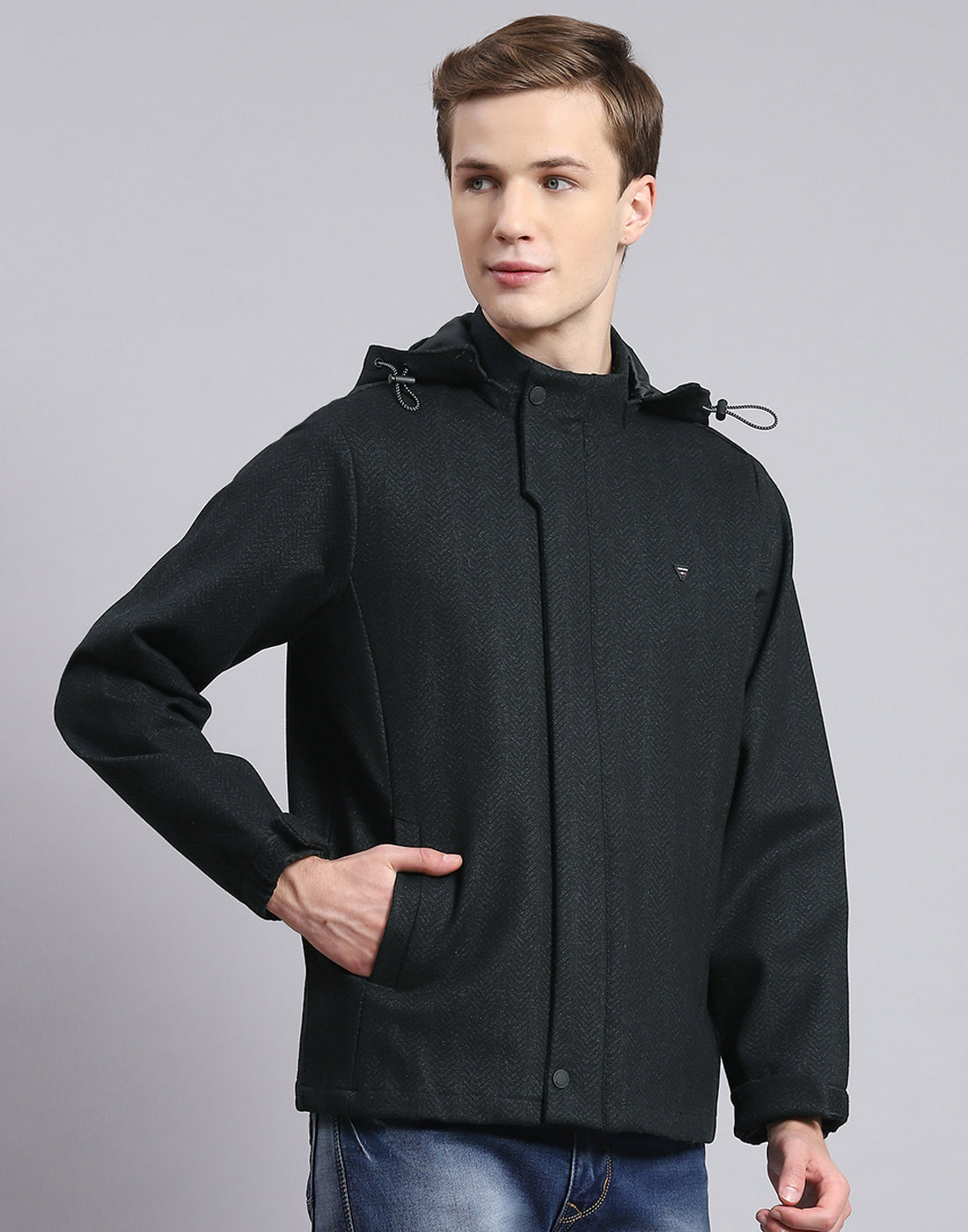 Men Olive Solid Hooded Full Sleeve Jacket