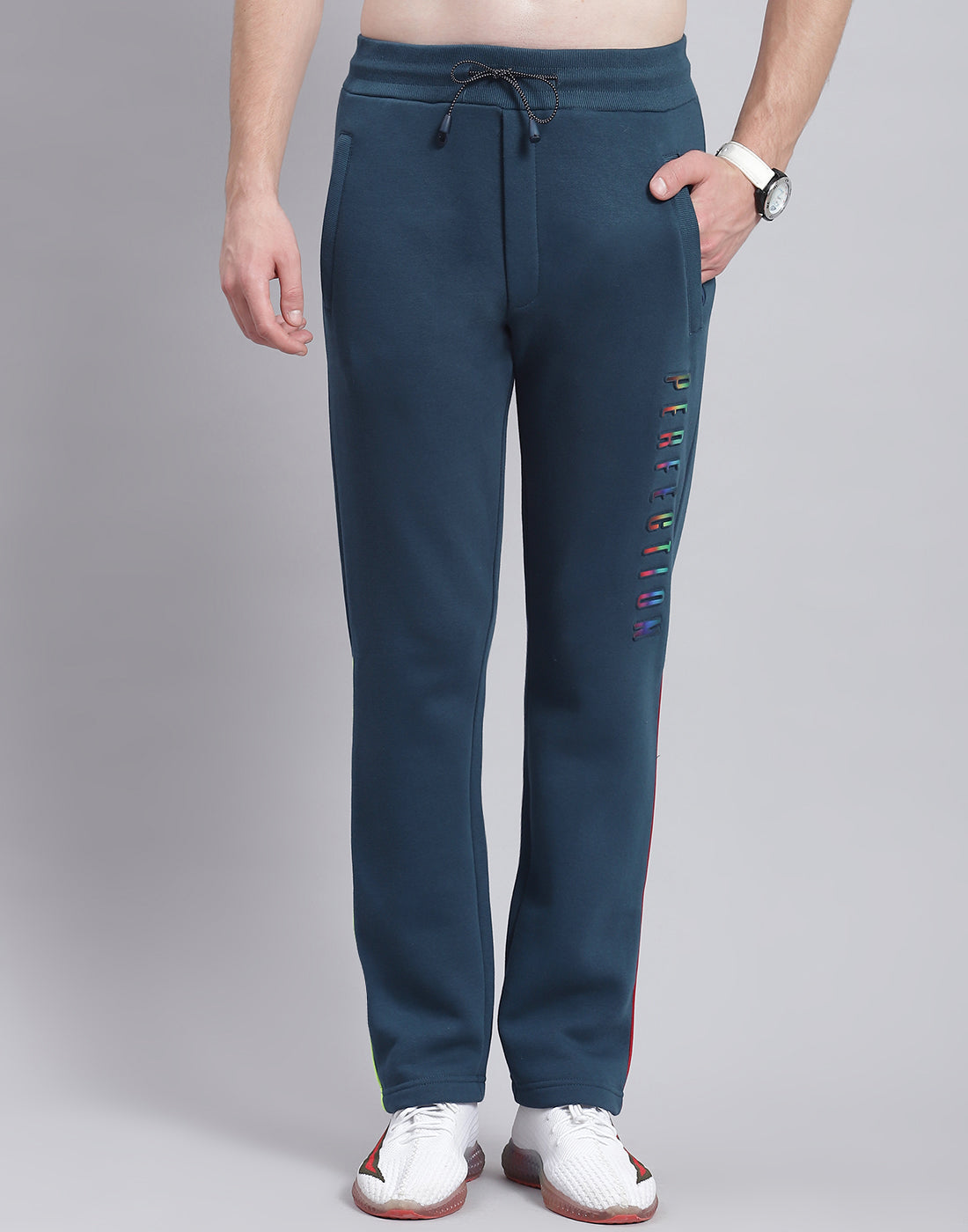 Men Teal Blue Solid Round Neck Full Sleeve Tracksuit