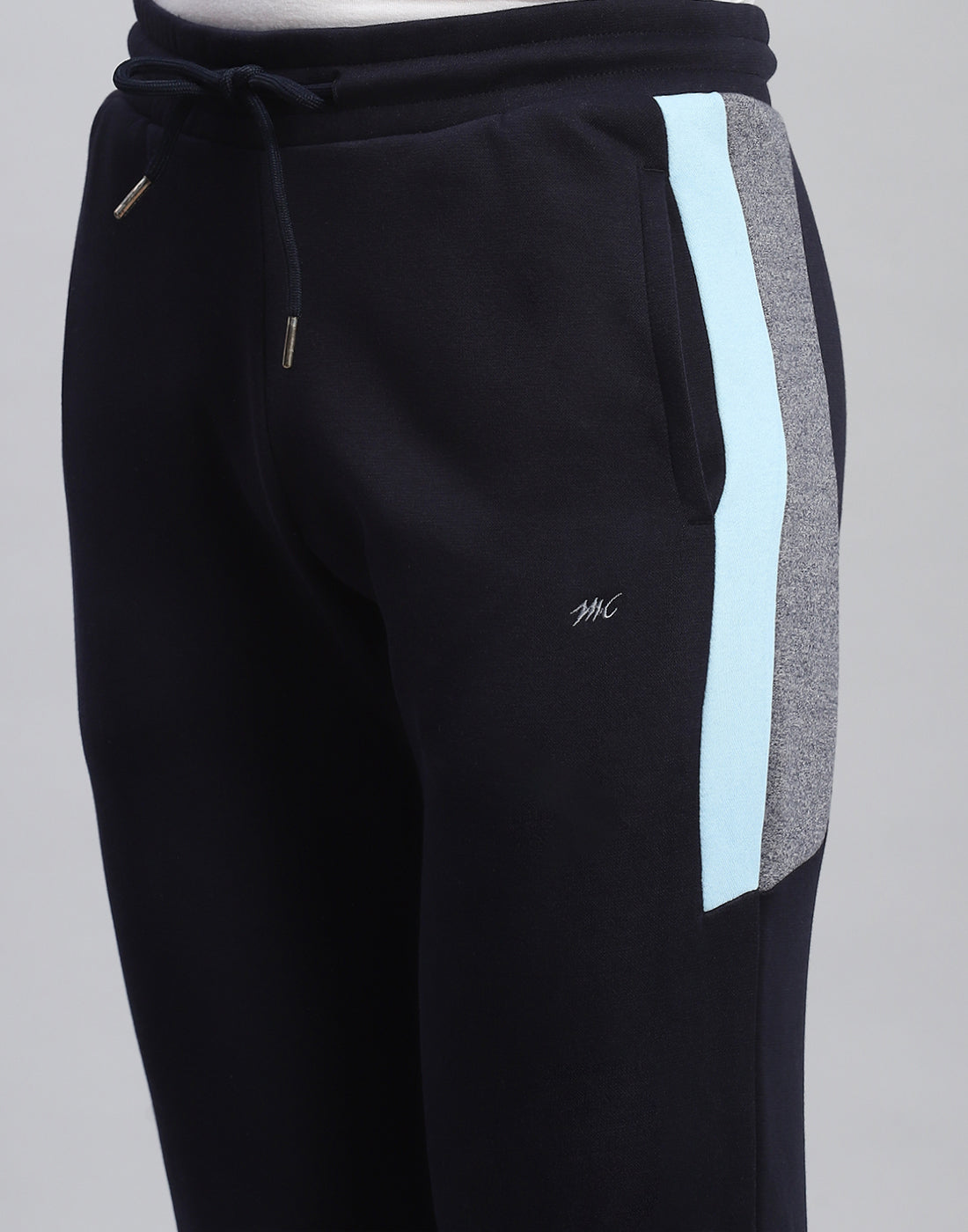 Men Navy Blue Solid Hooded Full Sleeve Tracksuit