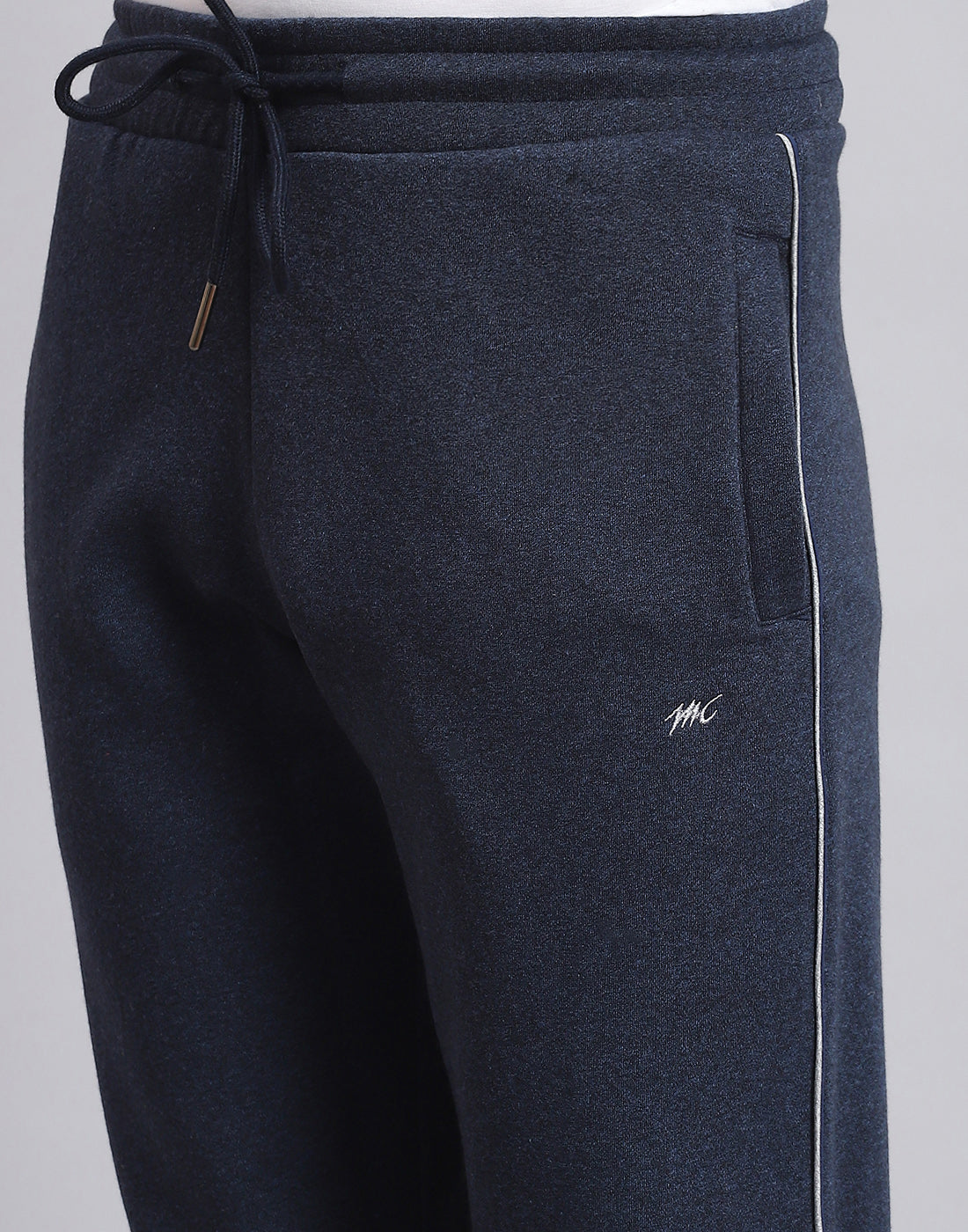 Men Navy Blue Solid Stand Collar Full Sleeve Tracksuit