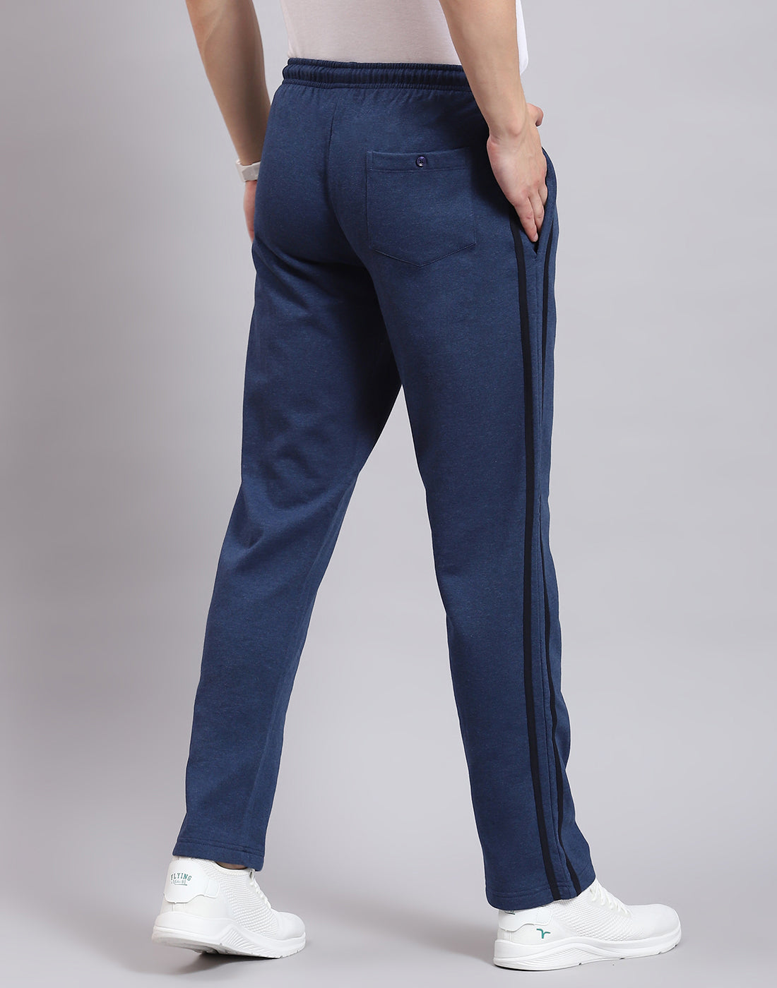 Men Navy Blue Solid Regular Fit Winter Lower