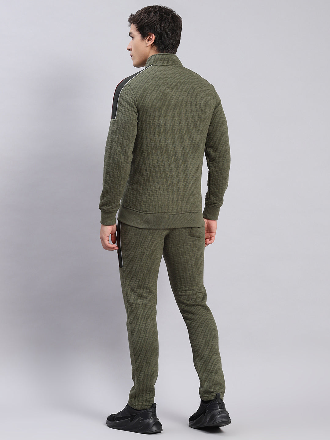Men Olive Solid Stand Collar Full Sleeve Tracksuits