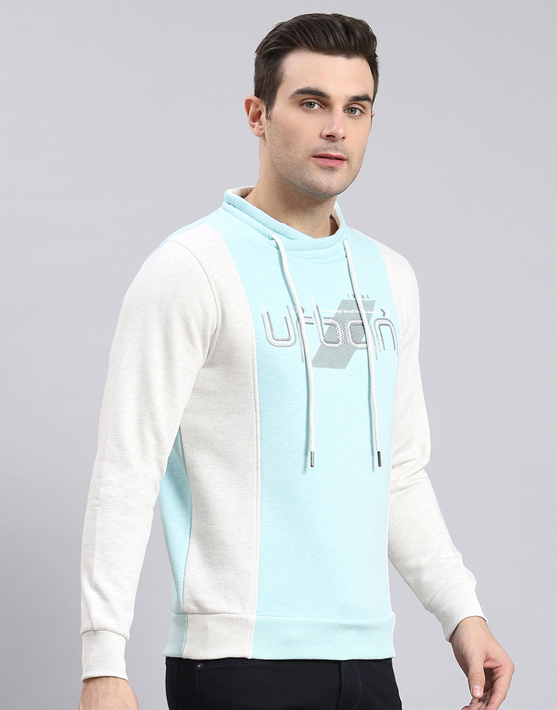 Men Blue Solid F Neck Full Sleeve Sweatshirt