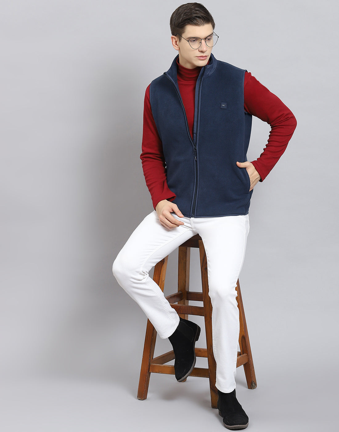 Men Navy Blue Solid Stand Collar Sleeveless Jacket