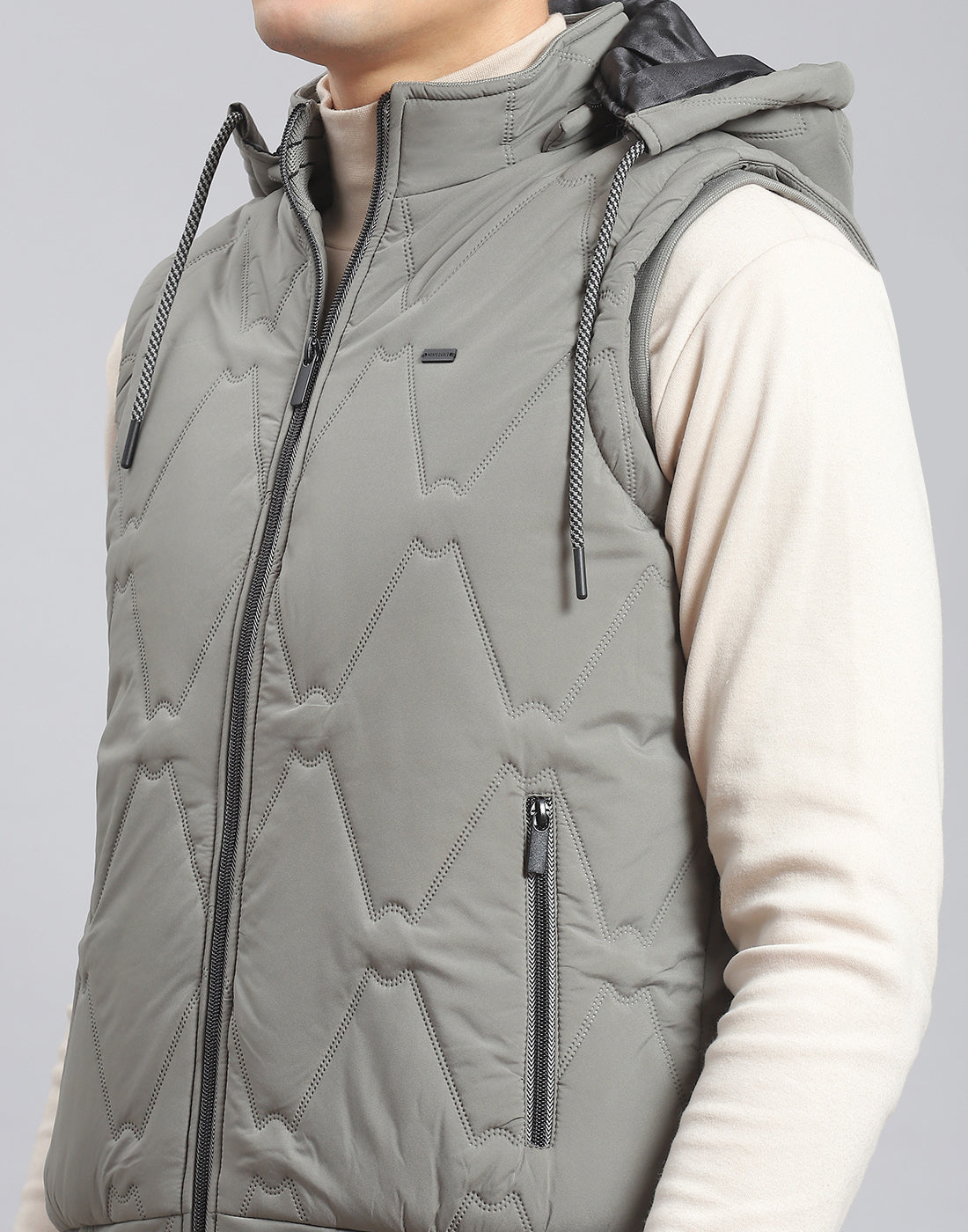 Men Grey Solid Hooded Sleeveless Jacket