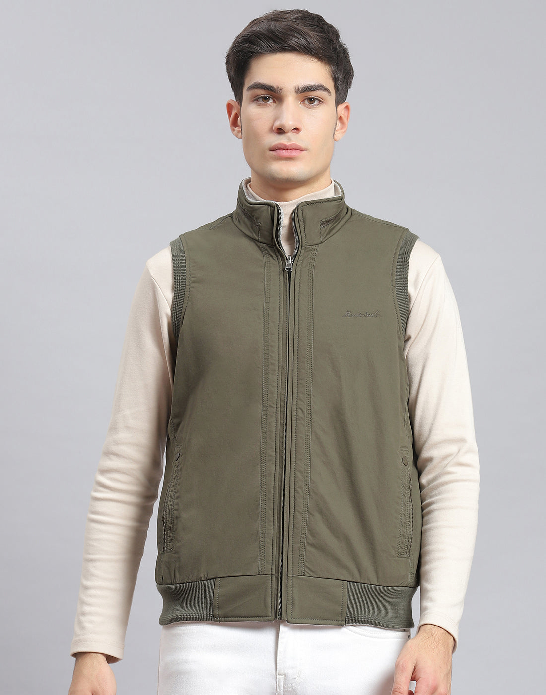 Men Olive Solid Stand Collar Sleeveless Jacket
