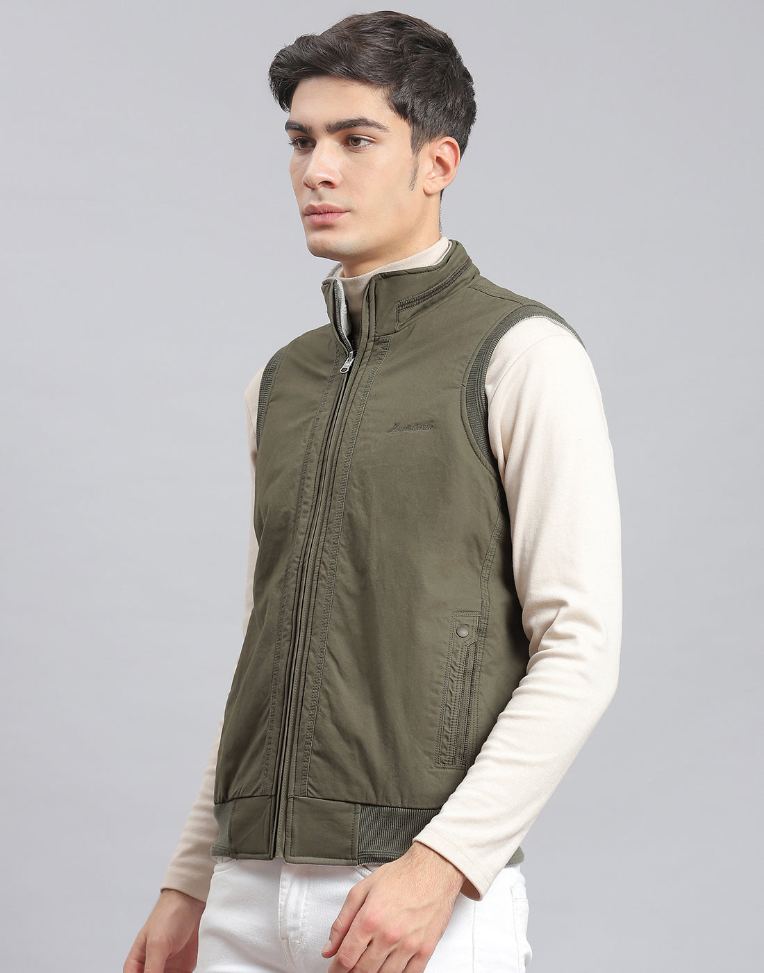 Men Olive Solid Stand Collar Sleeveless Jacket