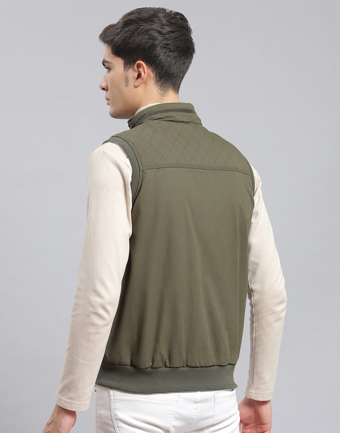 Men Olive Solid Stand Collar Sleeveless Jacket
