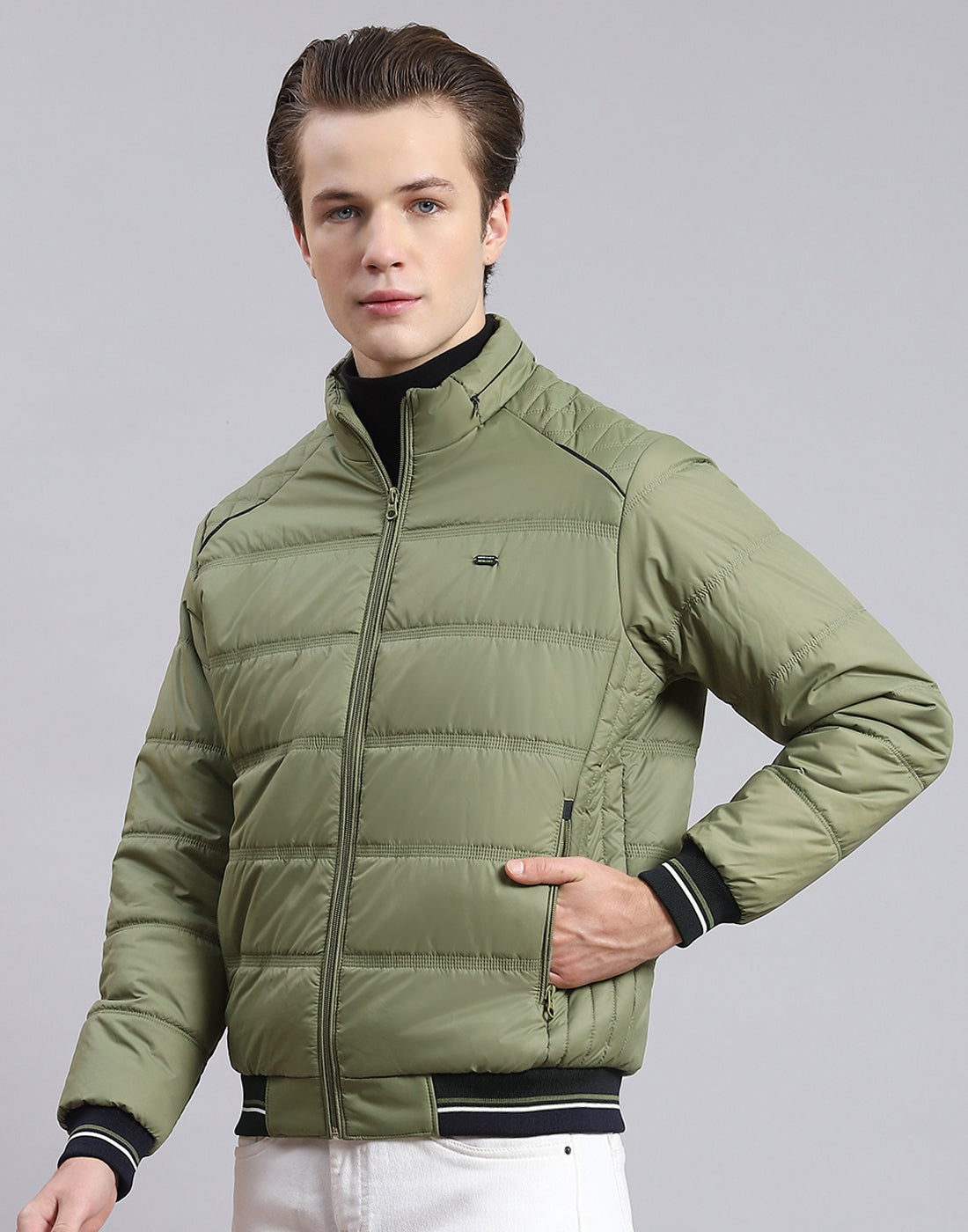 Men Green Solid Stand Collar Full Sleeve Jacket