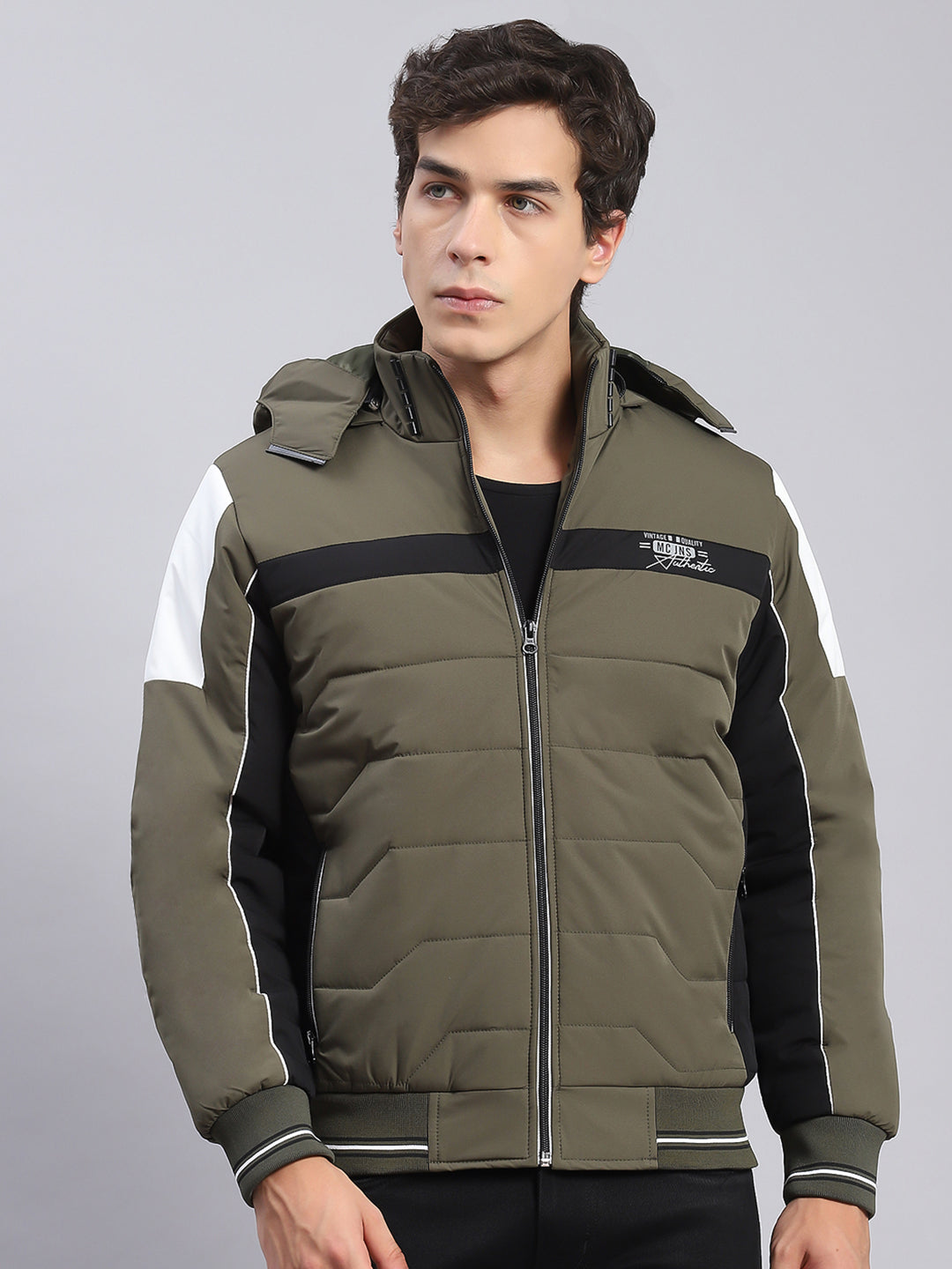 Men Olive Solid Hooded Full Sleeve Jackets