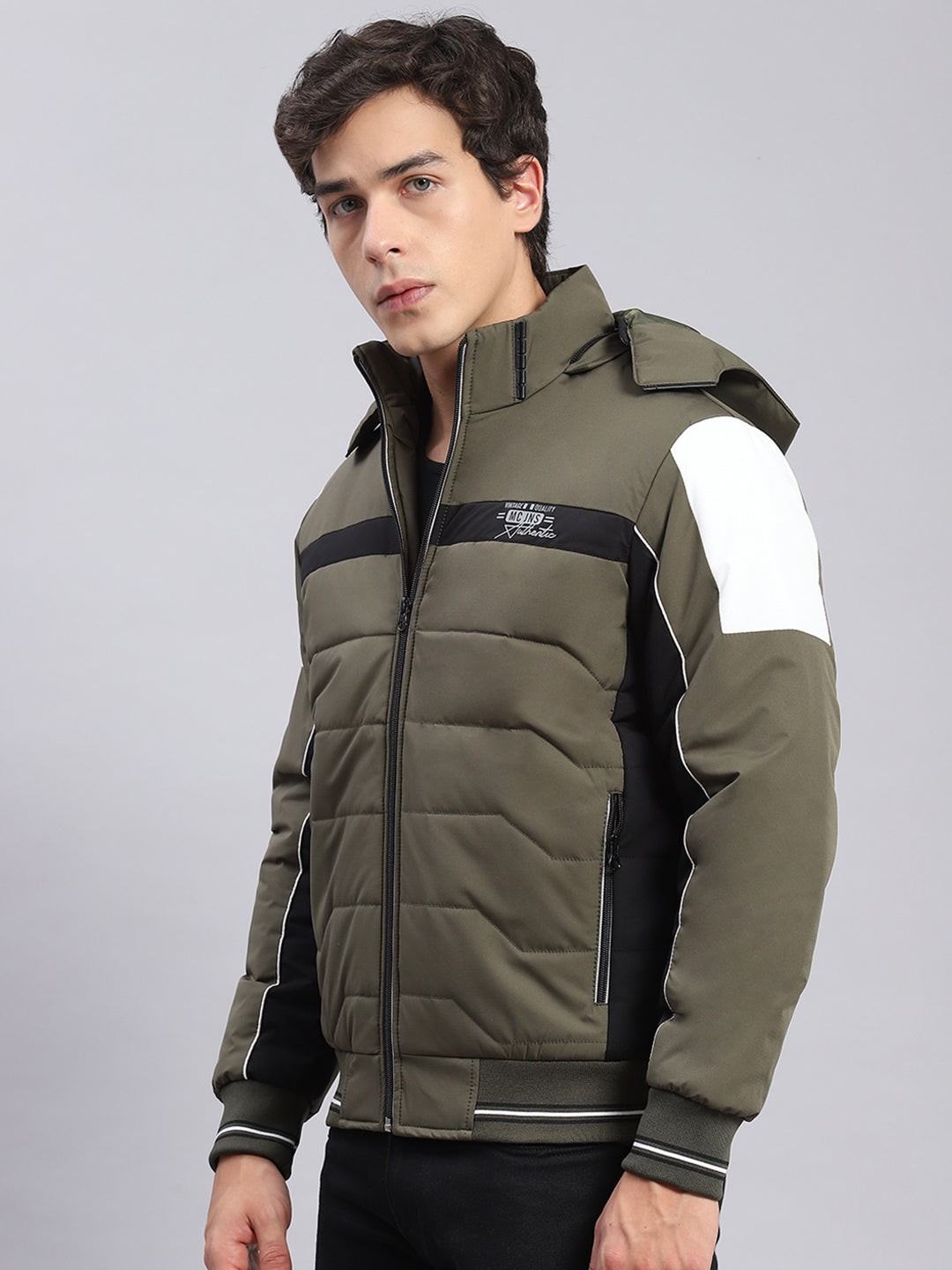 Men Olive Solid Hooded Full Sleeve Jackets