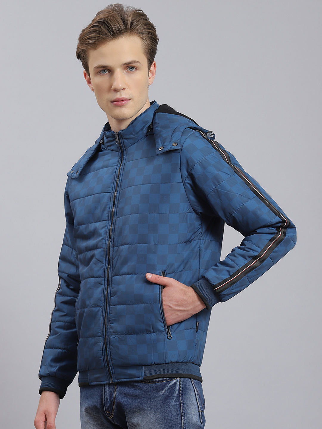 Men Blue Solid Hooded Full Sleeve Jacket