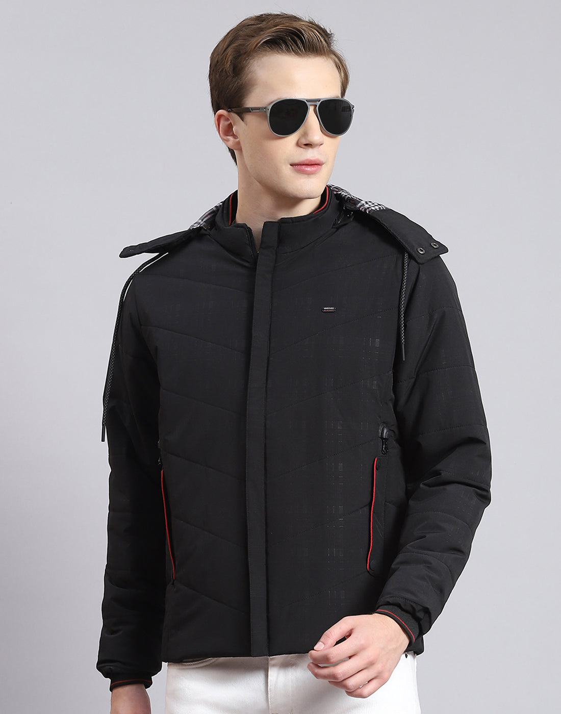 Men Black Solid Hooded Full Sleeve Jacket
