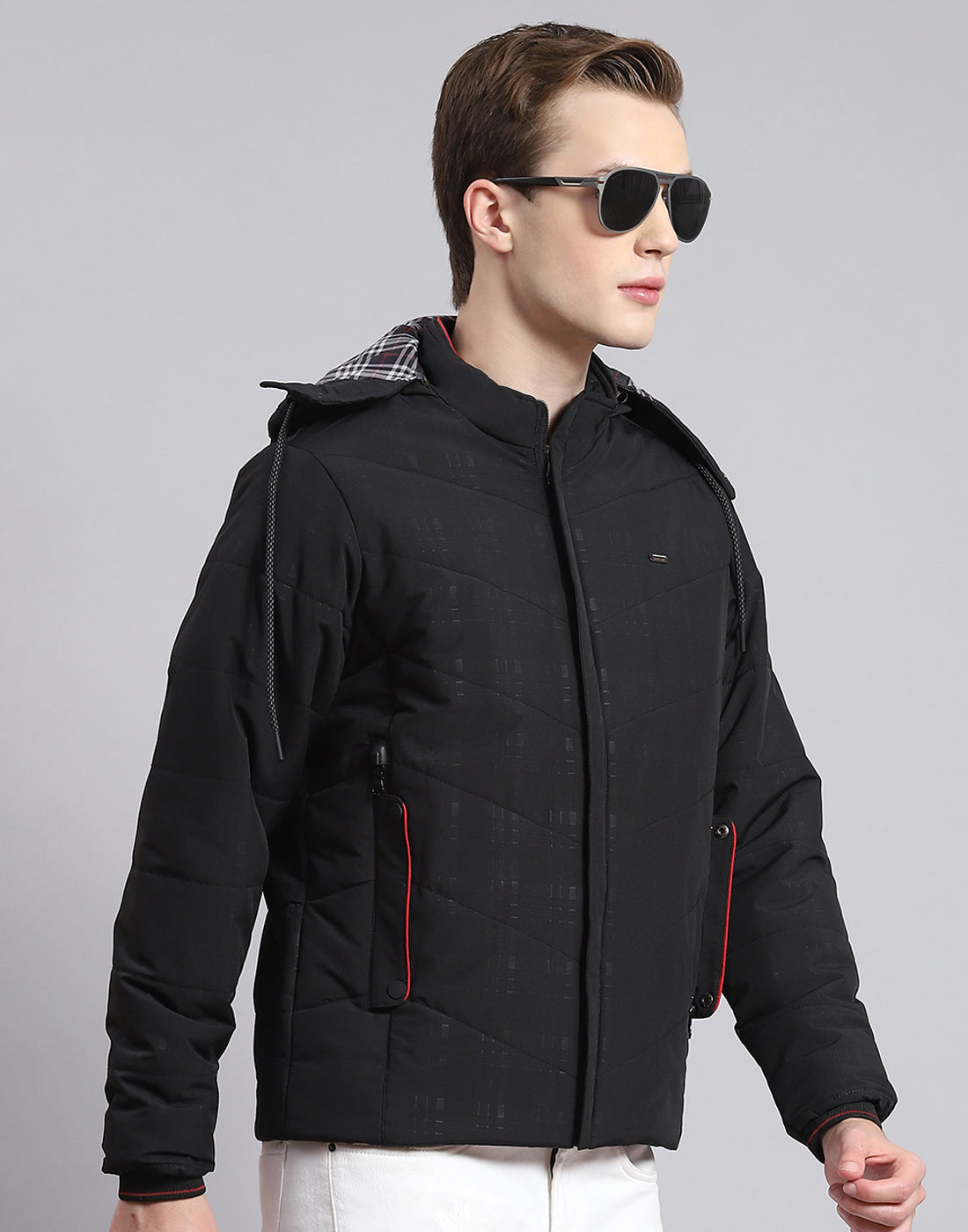 Men Black Solid Hooded Full Sleeve Jacket