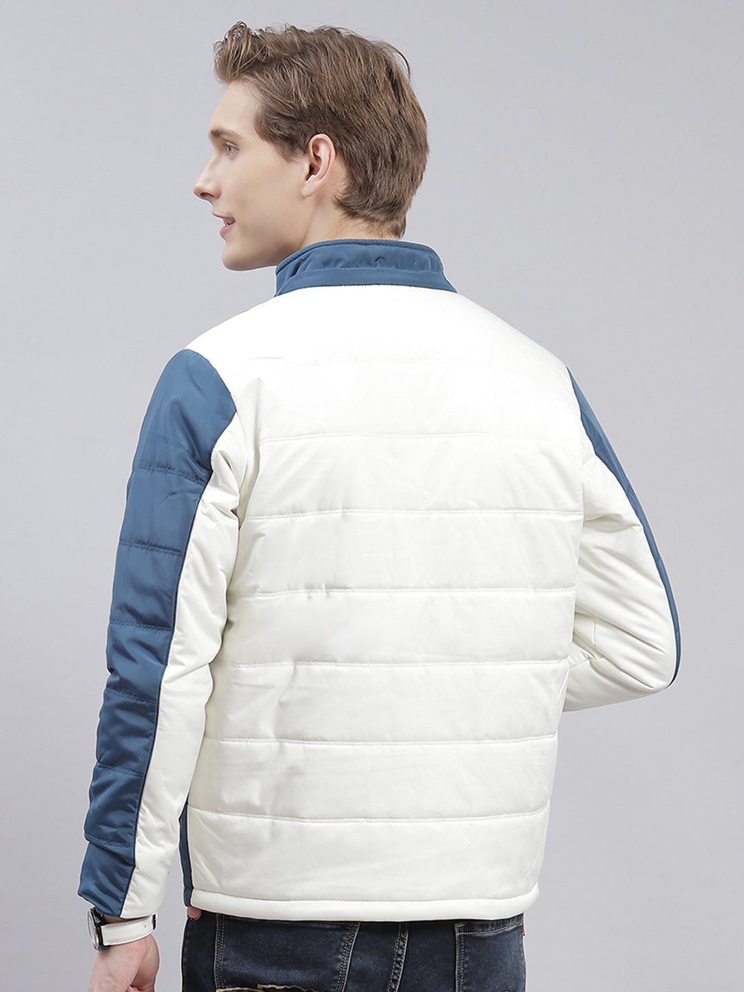 Men Blue Solid Hooded Full Sleeve Jackets