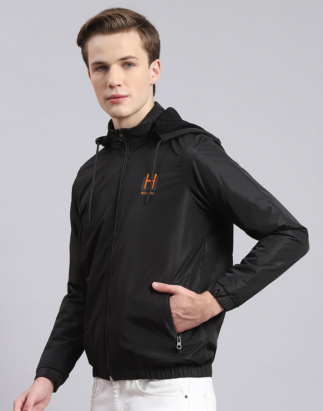 Men Black Solid Hooded Full Sleeve Jacket