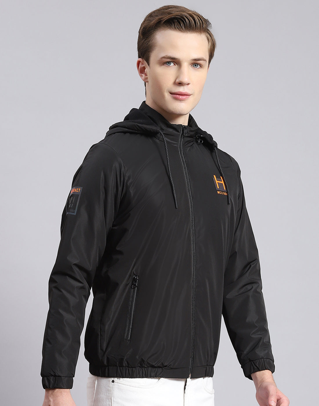 Men Black Solid Hooded Full Sleeve Jacket