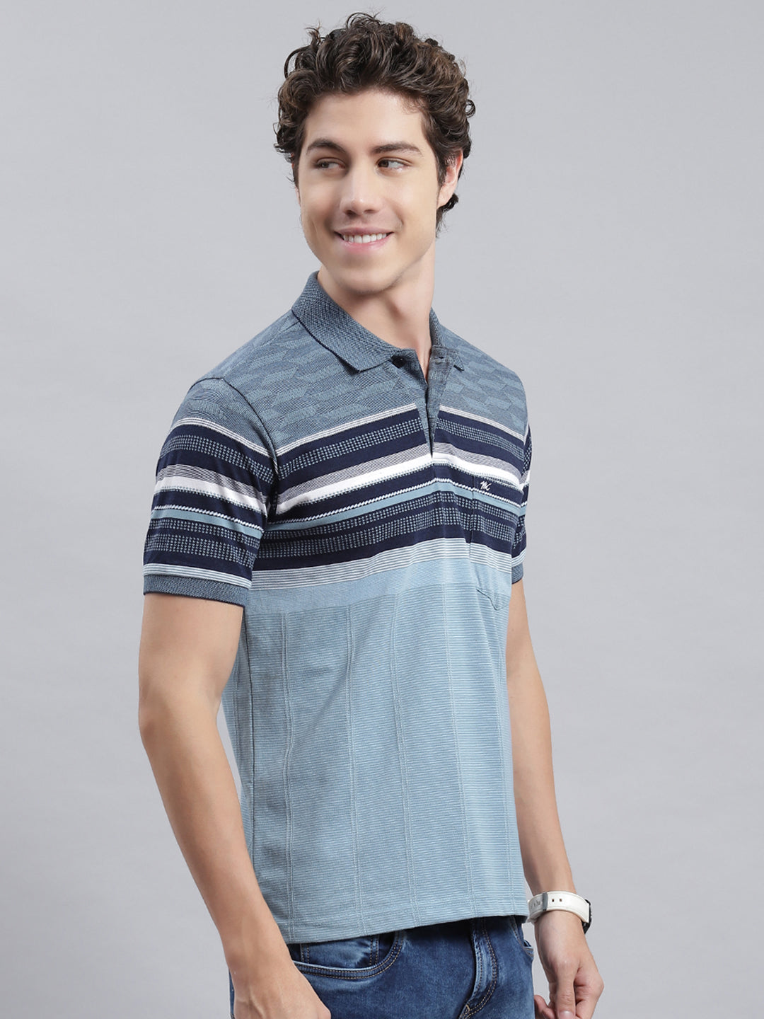 Men Blue Stripe T-Shirt