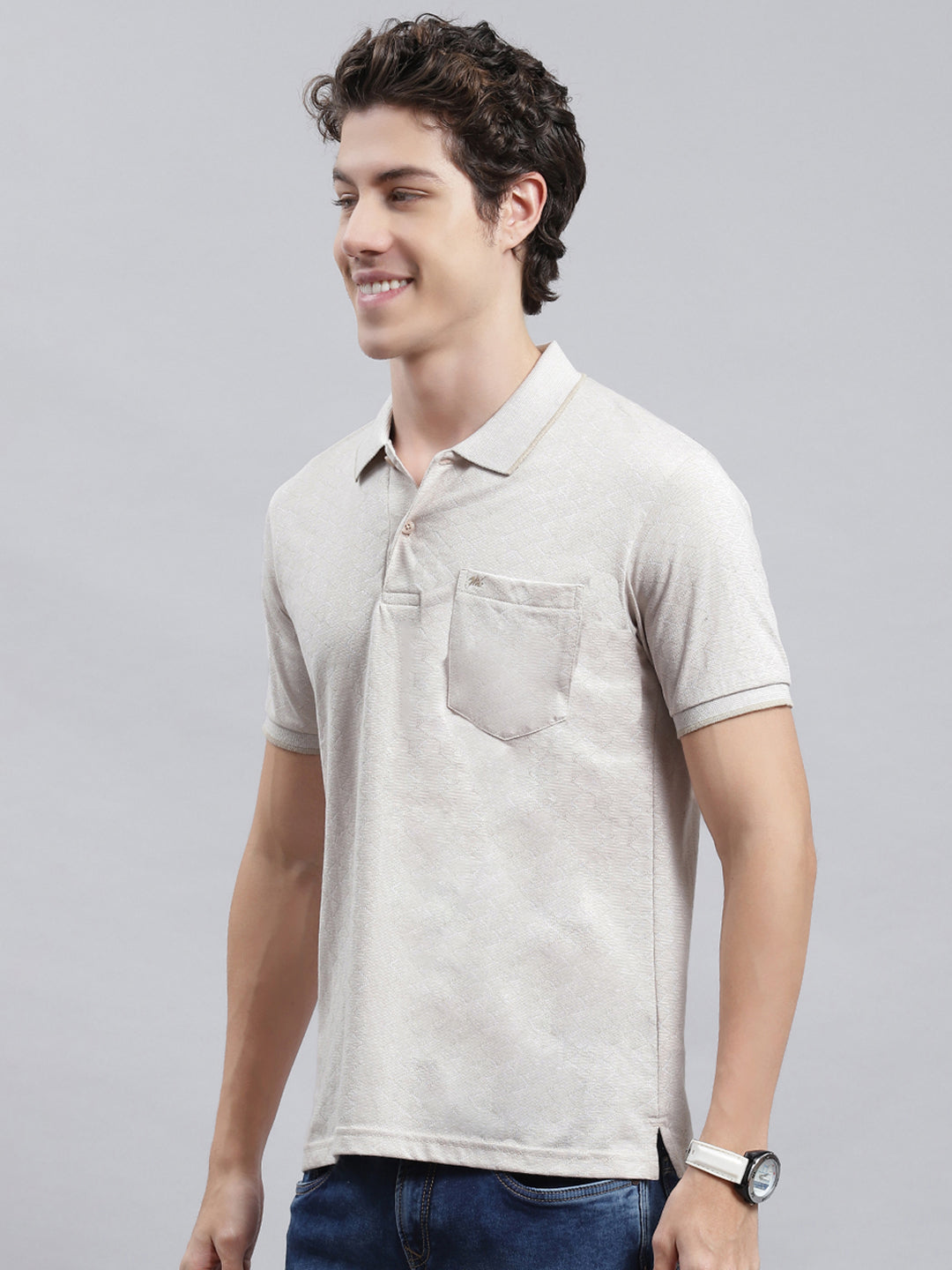 Men Khaki Jaquard T-Shirt