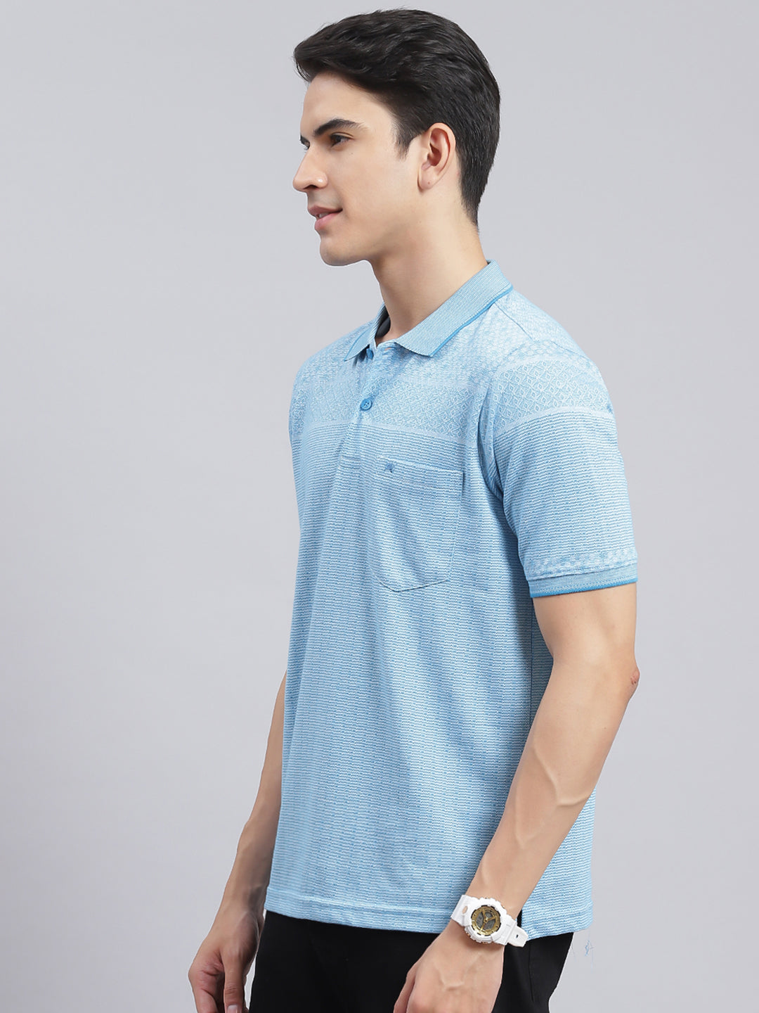 Men Blue Jaquard Cotton Blend T-Shirt