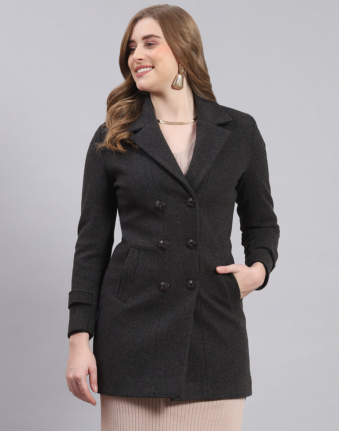 Women Black Solid Lapel Collar Full Sleeve Coat