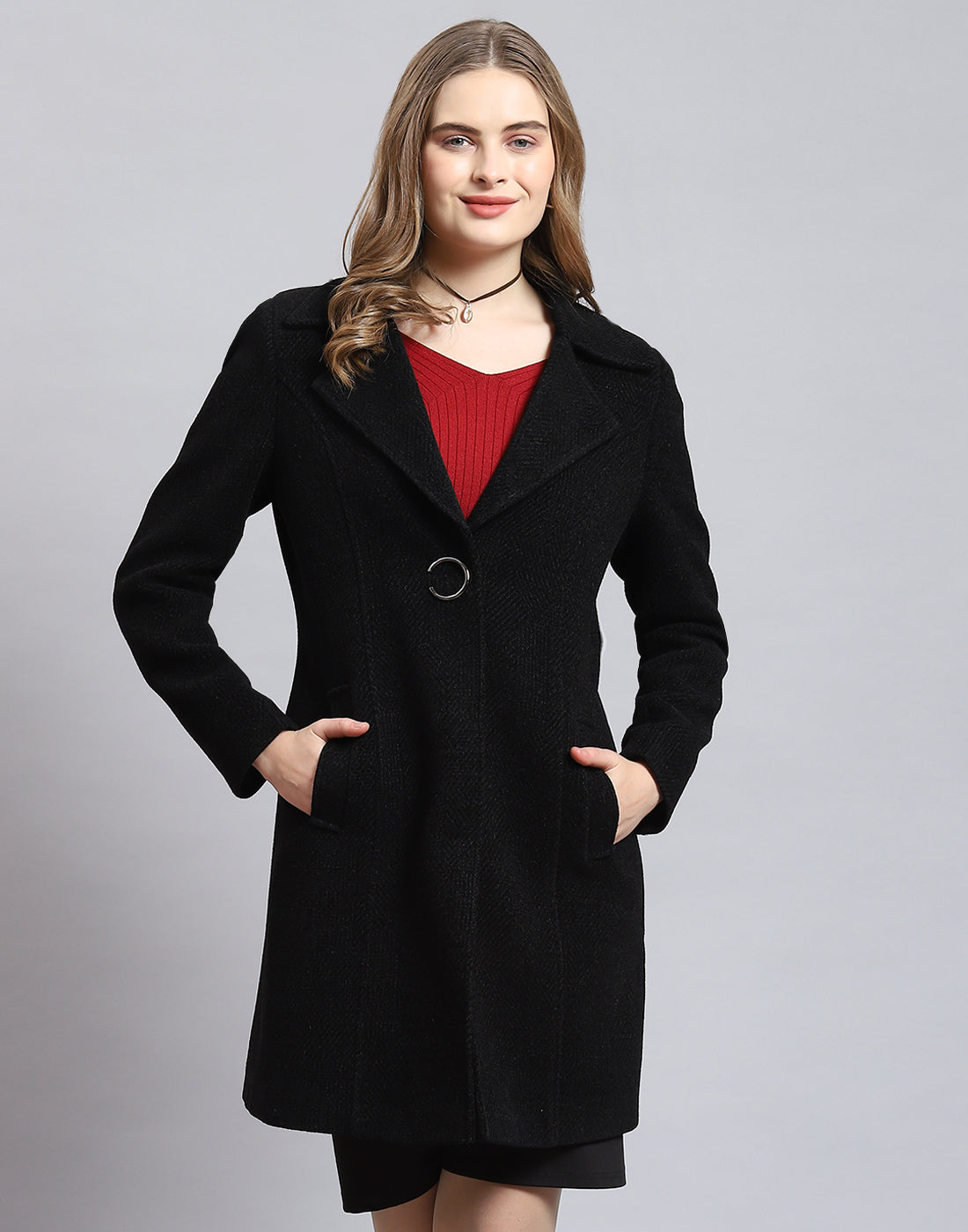 Women Black Solid Lapel Collar Full Sleeve Coat