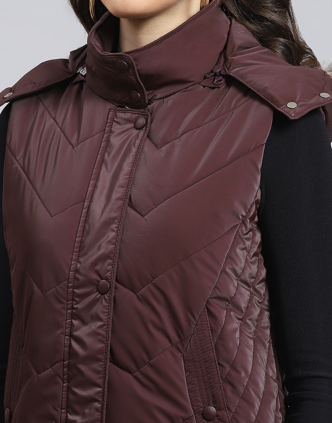 Women Maroon Solid Hooded Sleeveless Jacket
