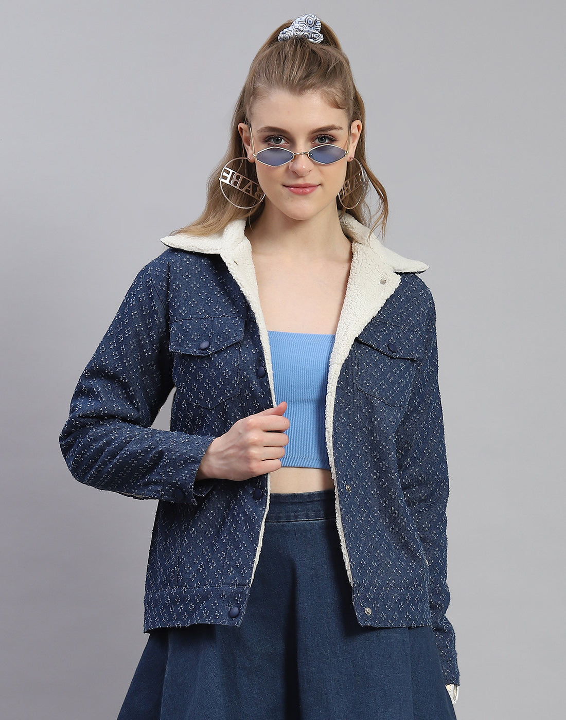 Women Navy Blue Self Design Collar Full Sleeve Jacket
