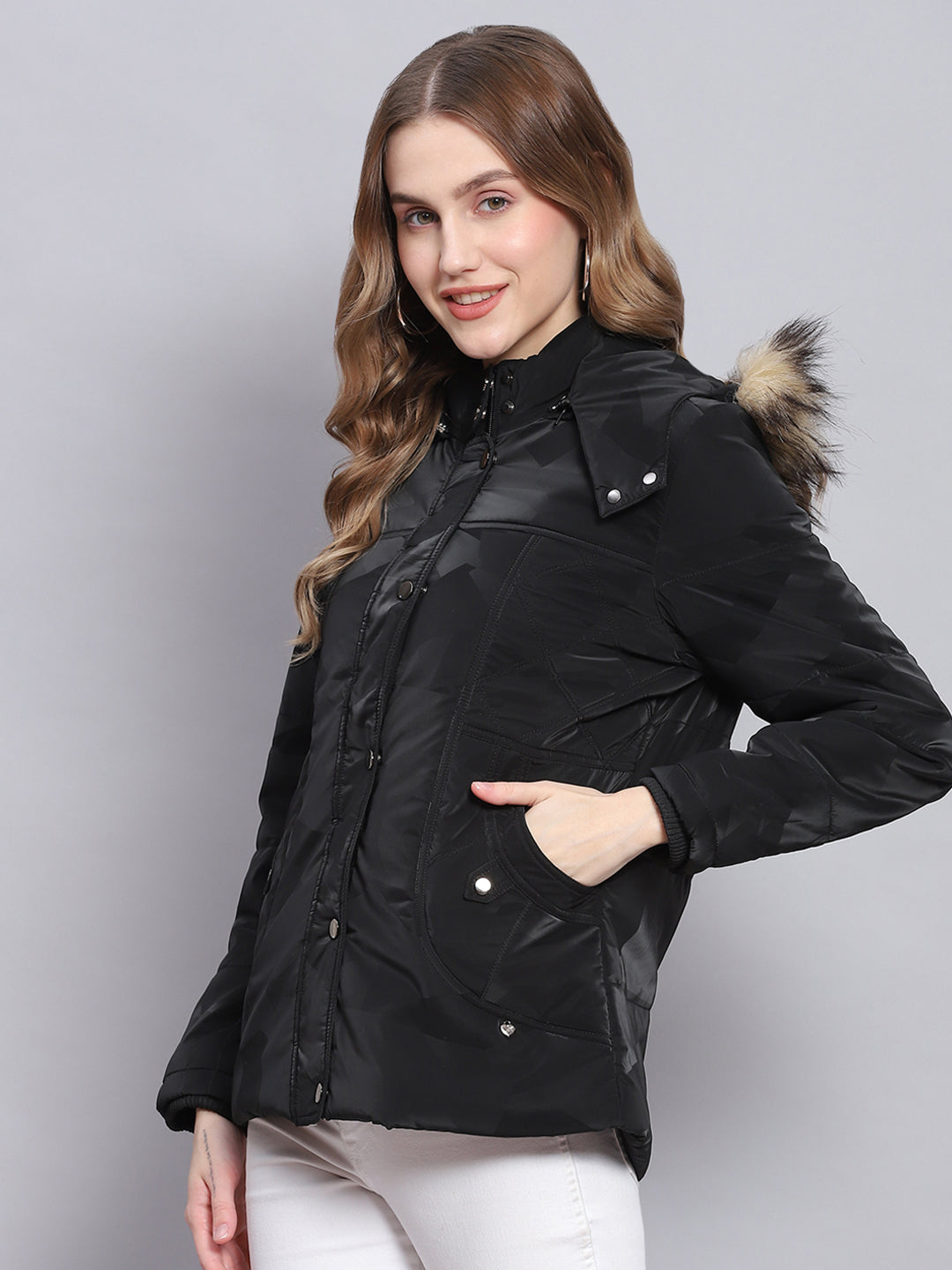 Women Black Solid Hooded Full Sleeve Jackets