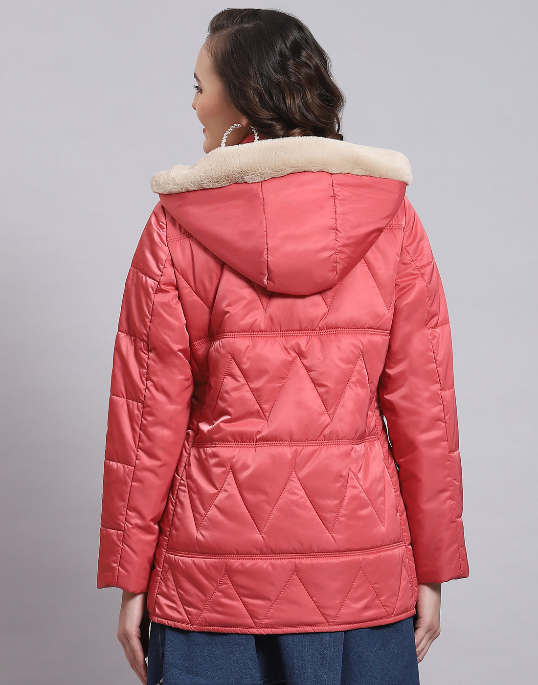 Women Pink Solid Hooded Full Sleeve Jacket