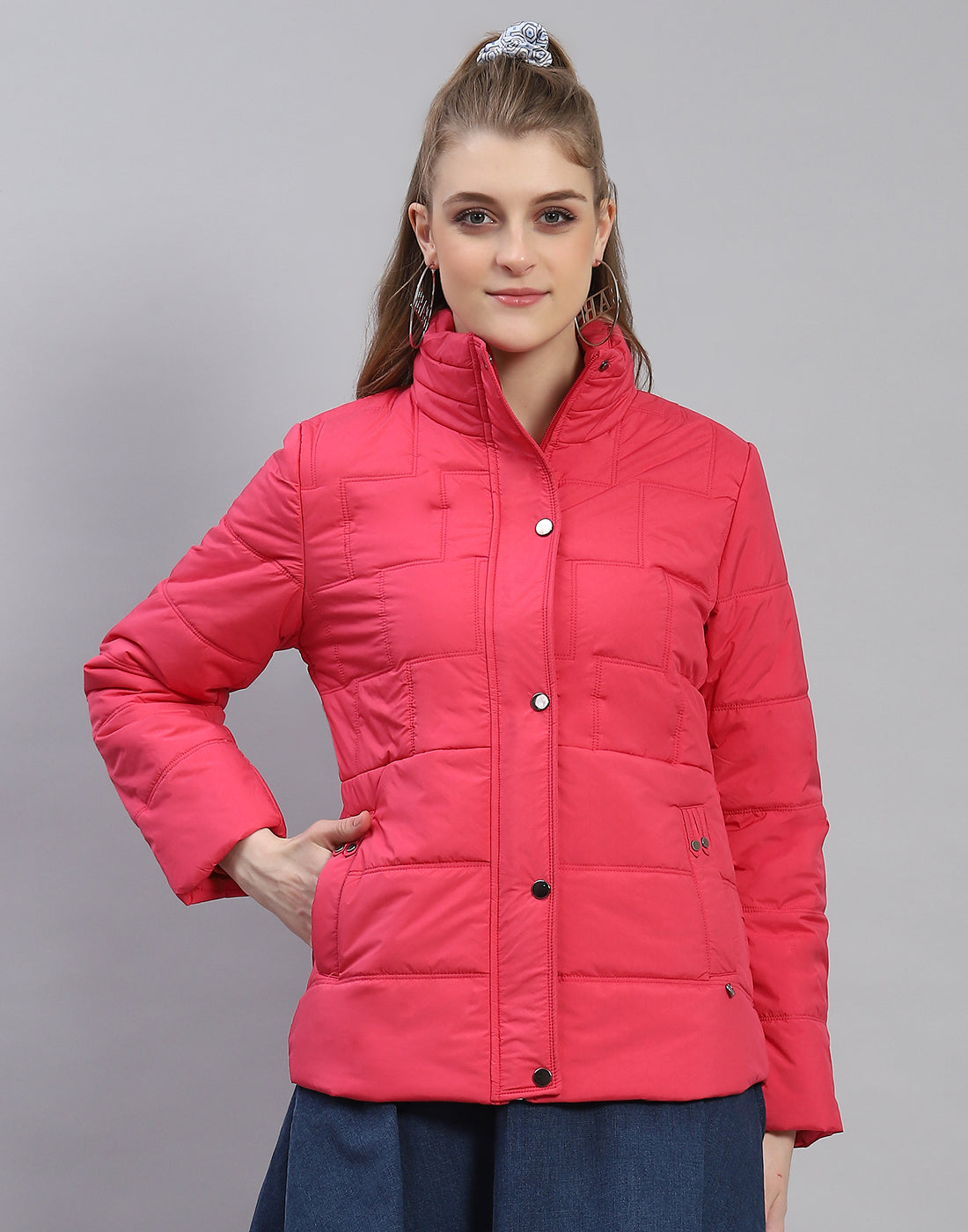 Women Pink Solid Stand Collar Full Sleeve Jacket