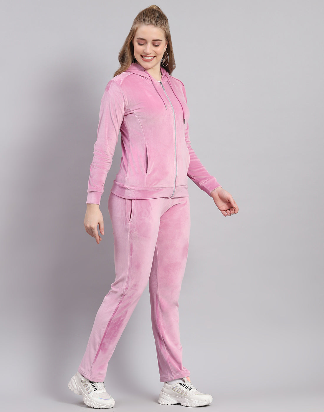 Women Pink Solid Hooded Full Sleeve Tracksuit