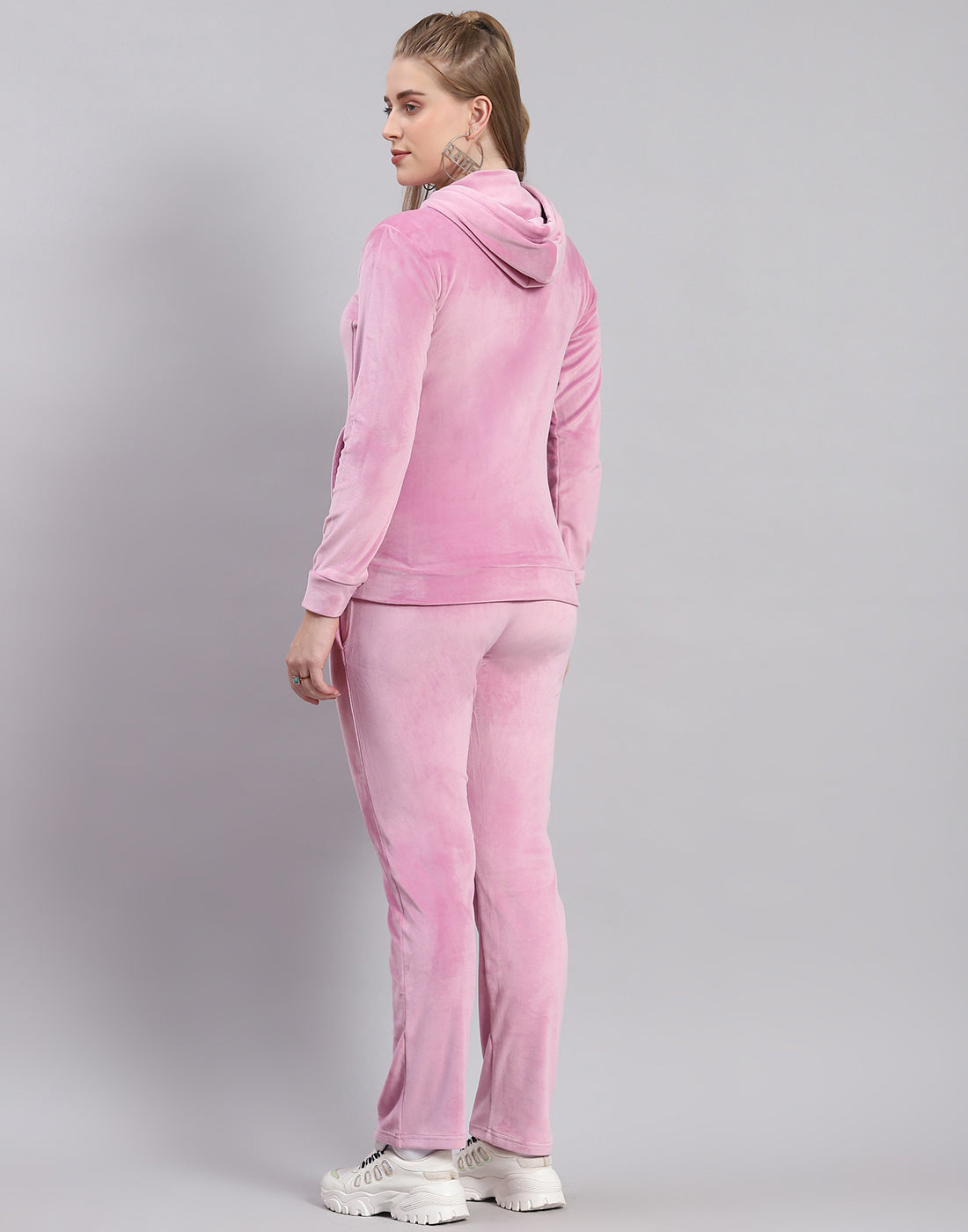 Women Pink Solid Hooded Full Sleeve Tracksuit