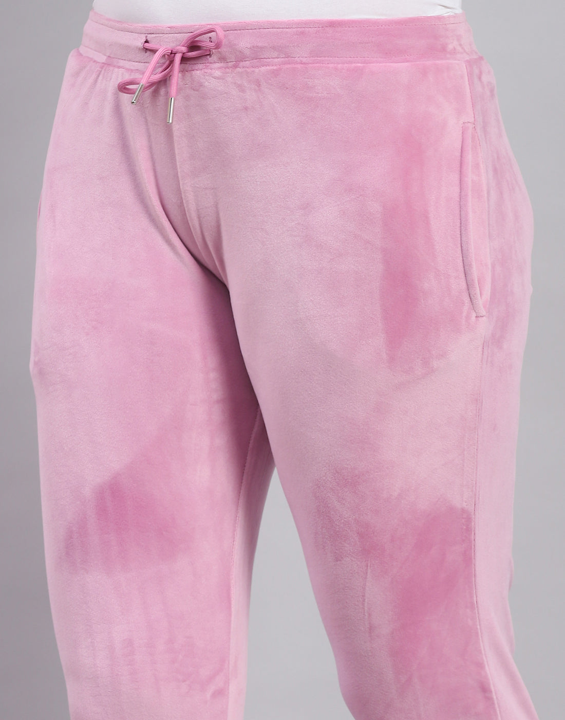 Women Pink Solid Hooded Full Sleeve Tracksuit