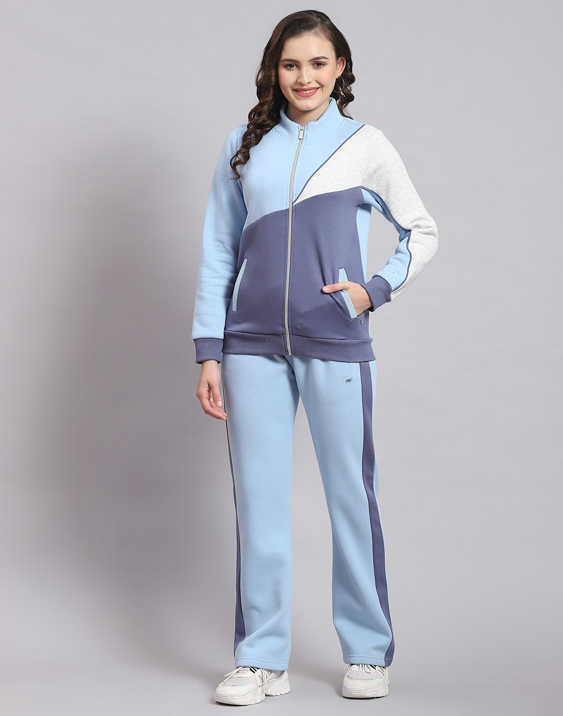 Women Blue Solid Stand Collar Full Sleeve Tracksuit