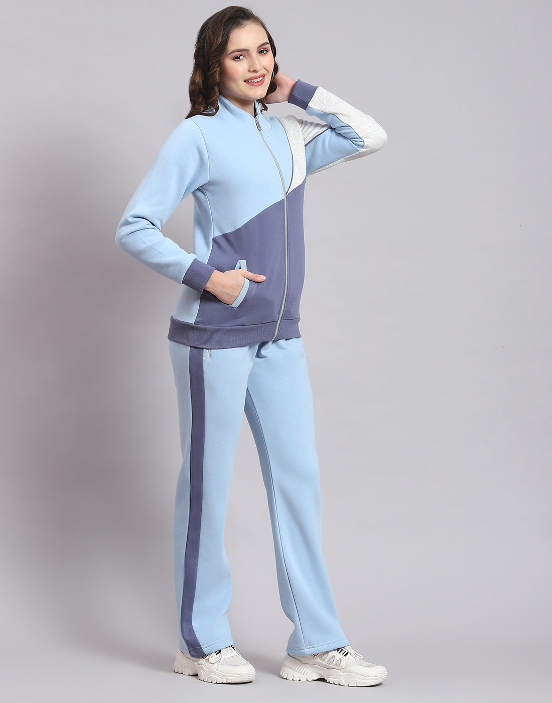 Women Blue Solid Stand Collar Full Sleeve Tracksuit