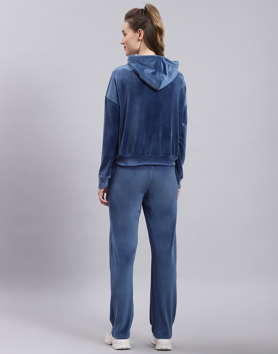Women Blue Embroidered Hooded Full Sleeve Tracksuit
