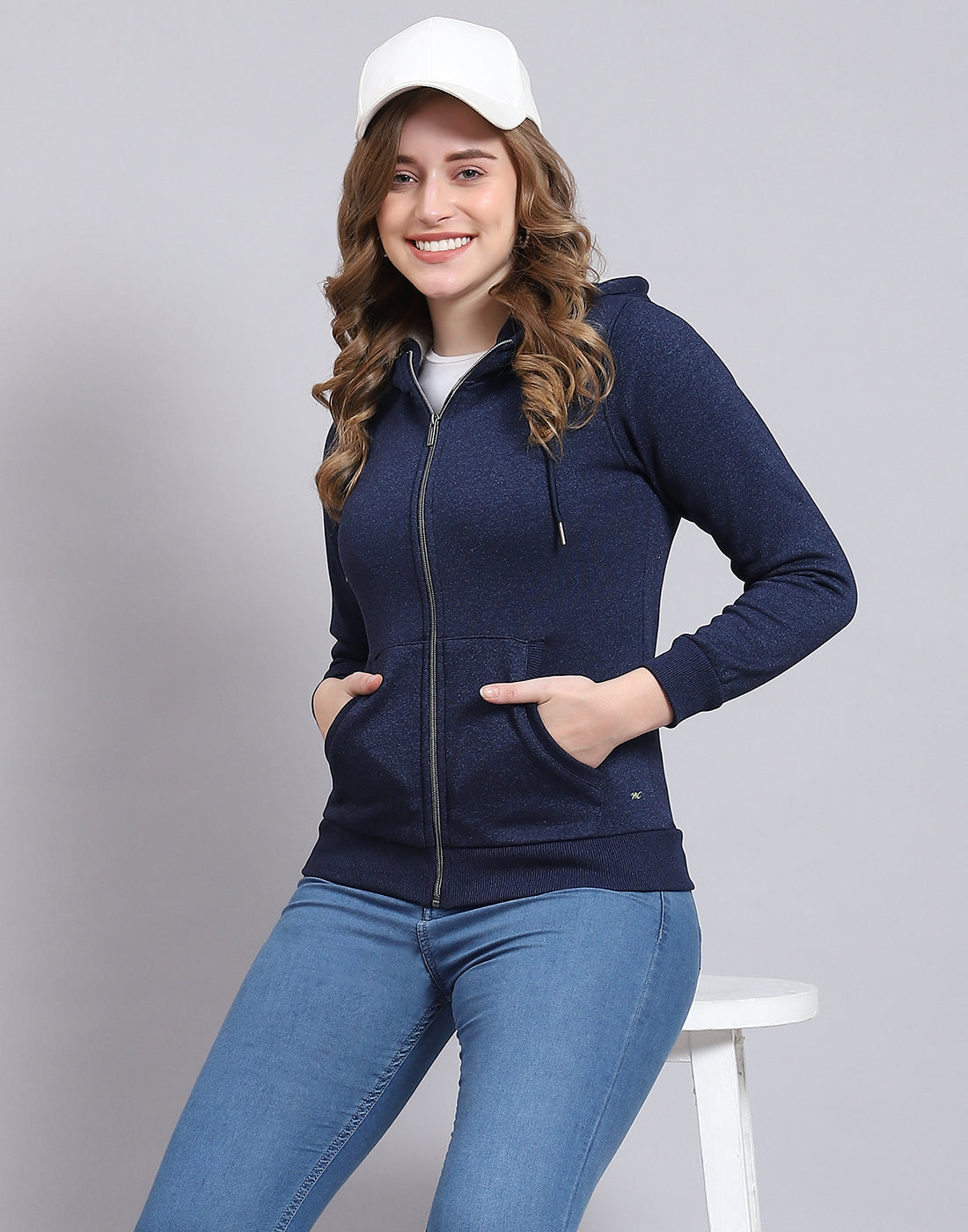 Women Navy Blue Solid Hooded Full Sleeve Sweatshirt