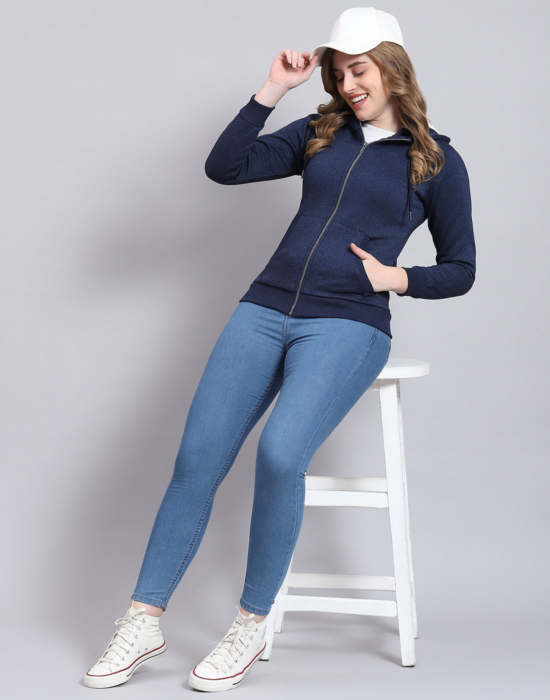 Women Navy Blue Solid Hooded Full Sleeve Sweatshirt