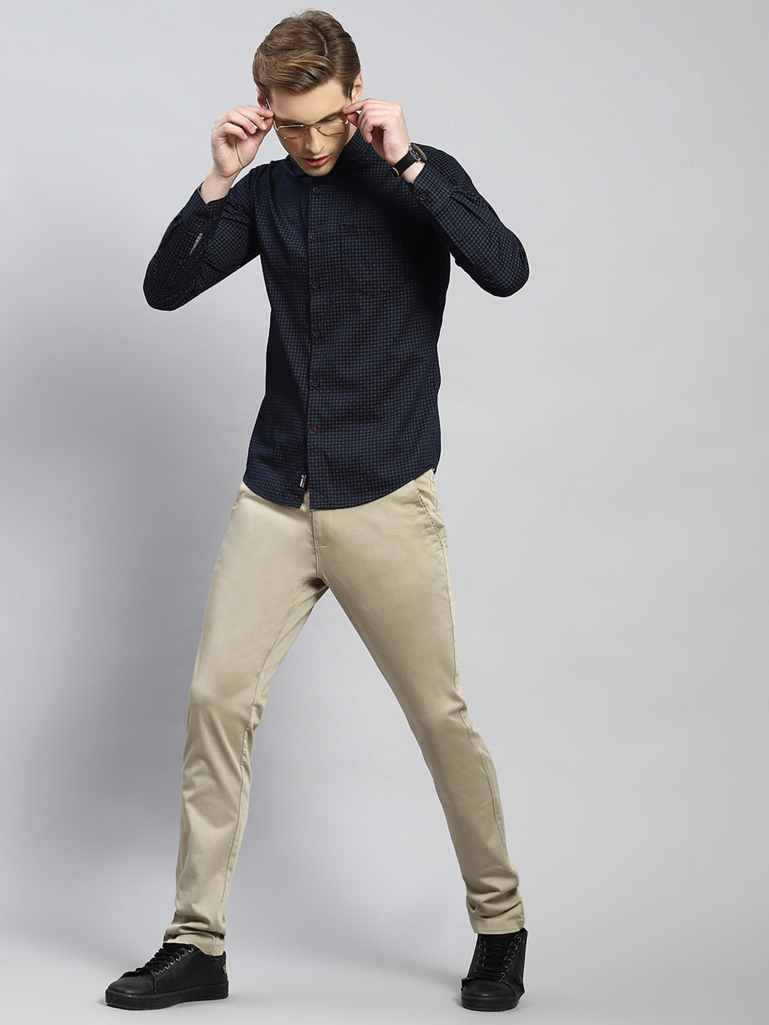 High Rise Pleated Baggy Trousers - Brown | Levi's® ES