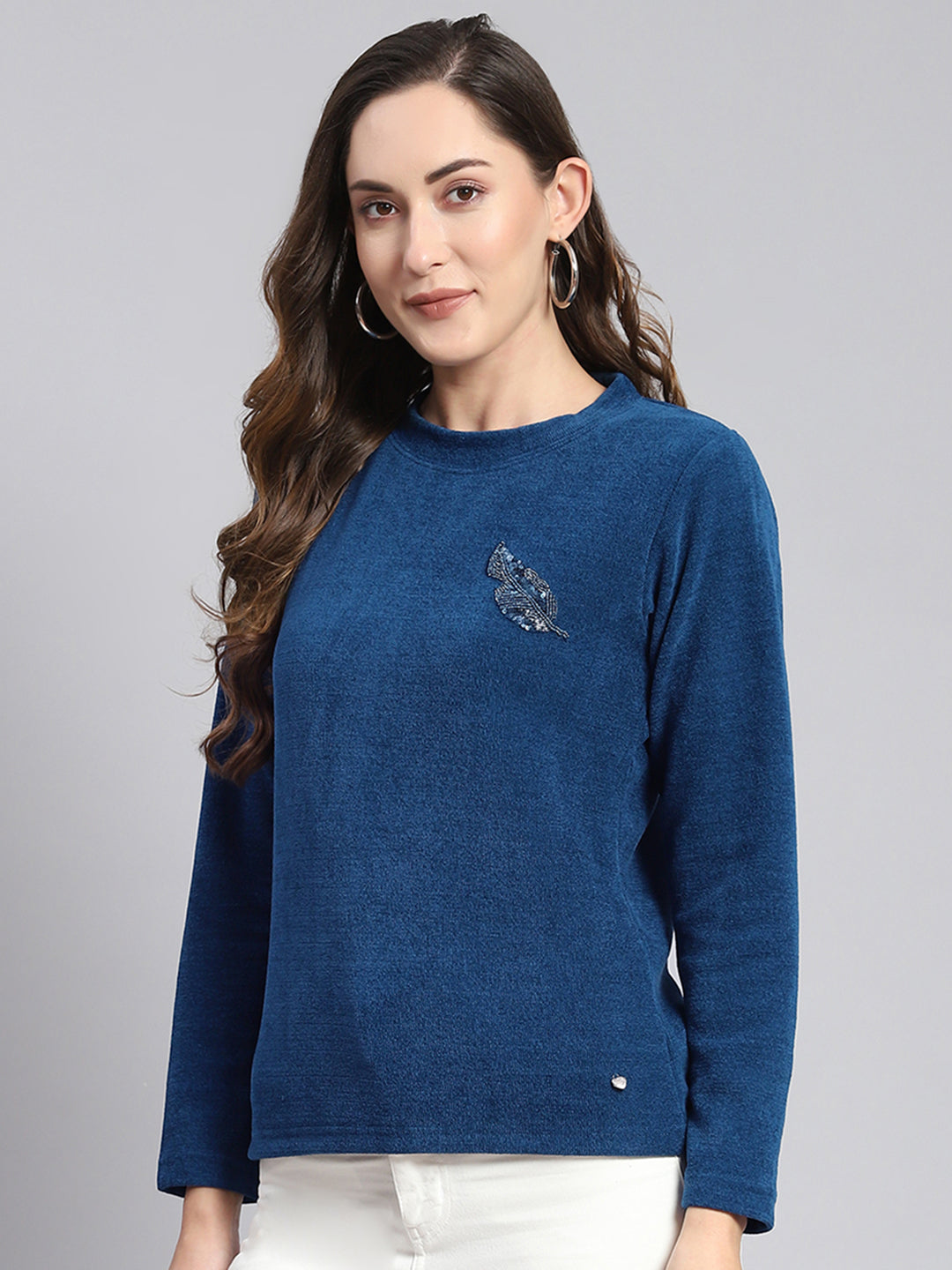 Women Blue Embroidered Round Neck Full Sleeve Sweater