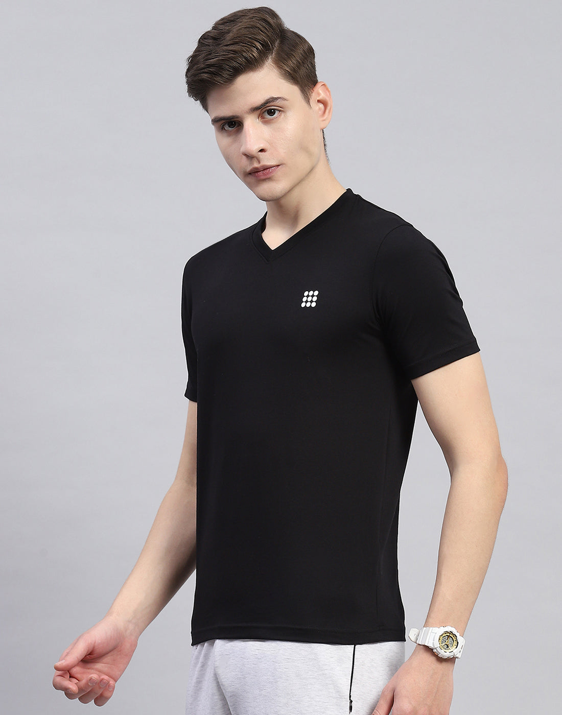 Rock.it Men Black Solid V Neck Half Sleeve T-Shirt