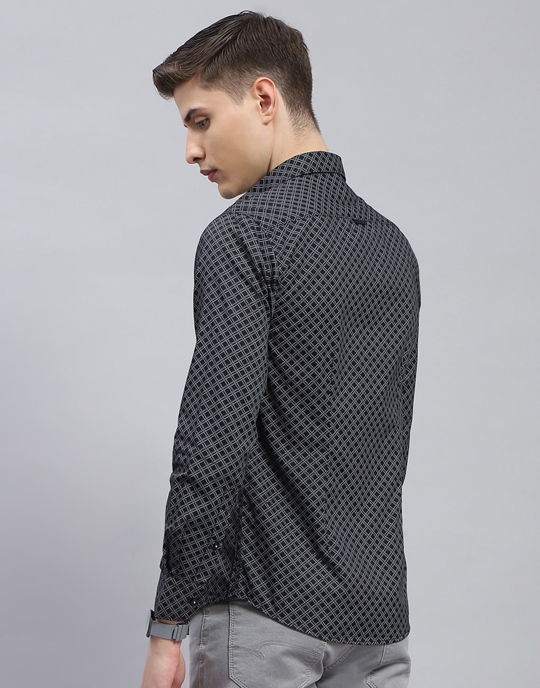 Men Black Printed Spread Collar Full Sleeve Shirt