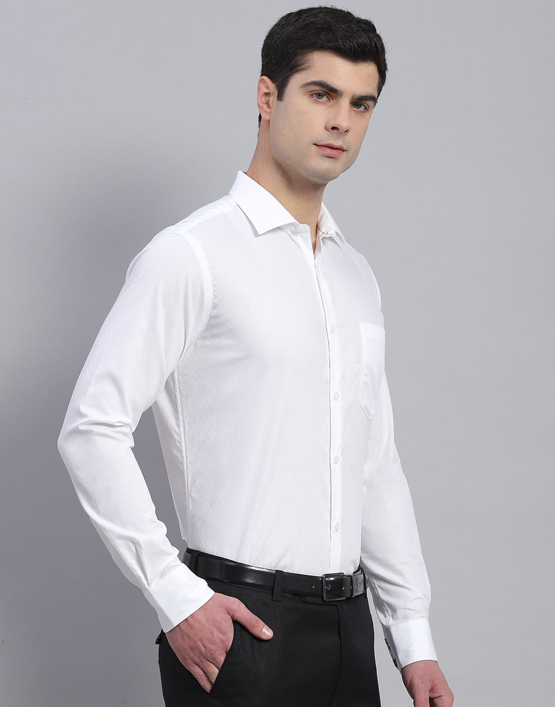 Men White Solid Collar Full Sleeve Shirt