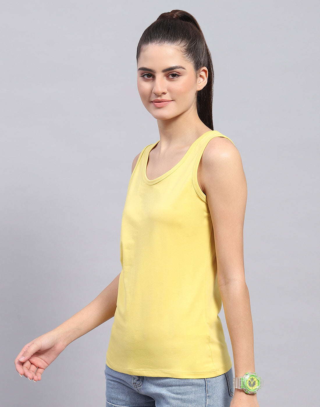 Women Yellow Solid Round Neck Sleeveless Top
