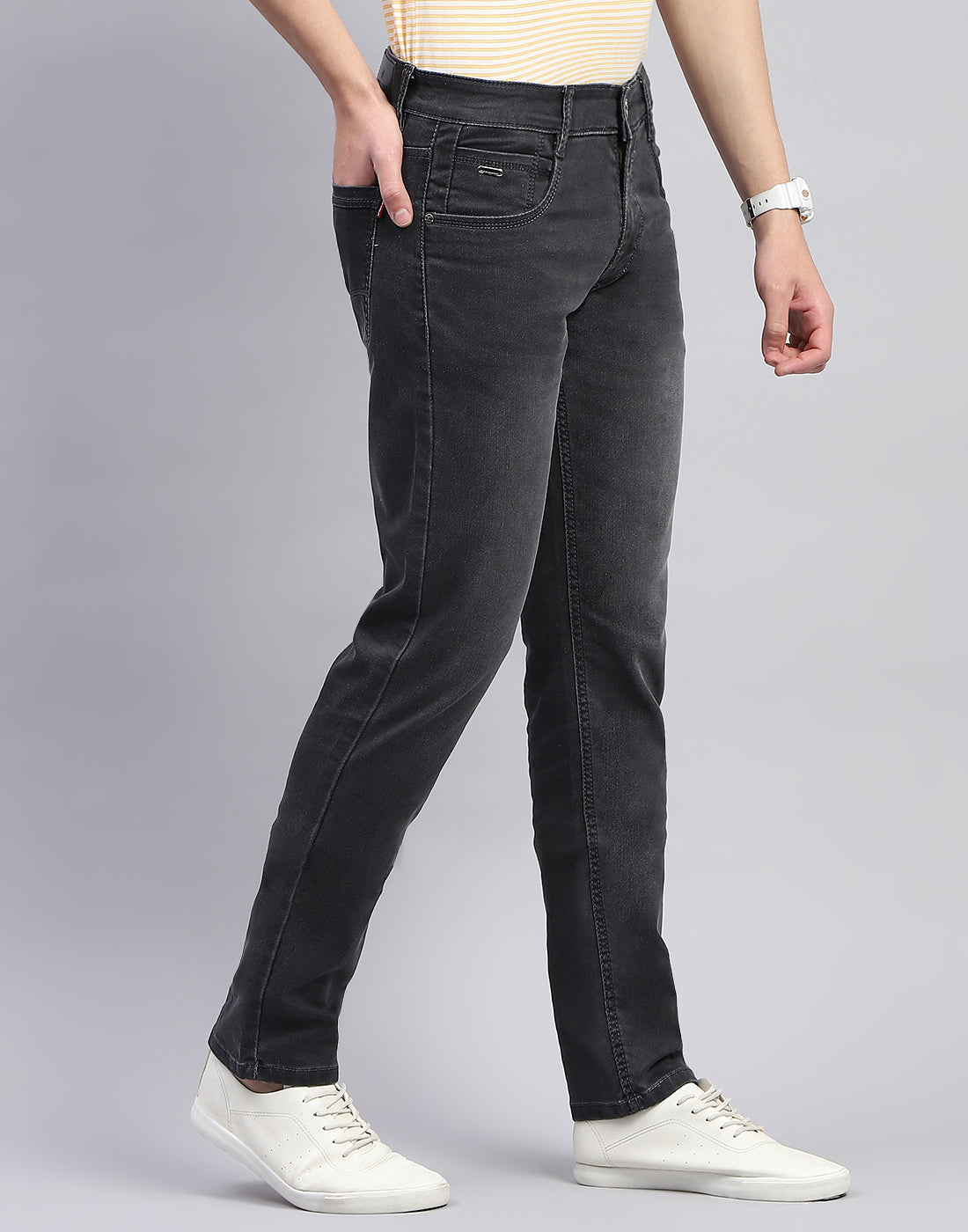 Men Grey Light Wash Narrow Fit Denim