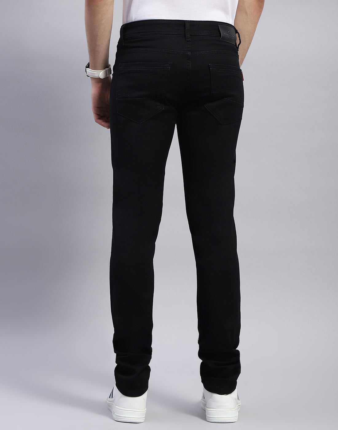 Men Black Light Wash Slim Fit Denim